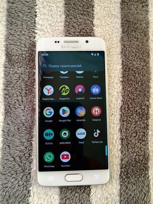 Продам Samsung A3