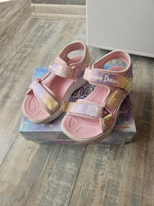 Skechers magical collection