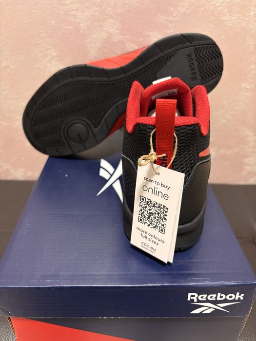Reebok кецове – червено и черно