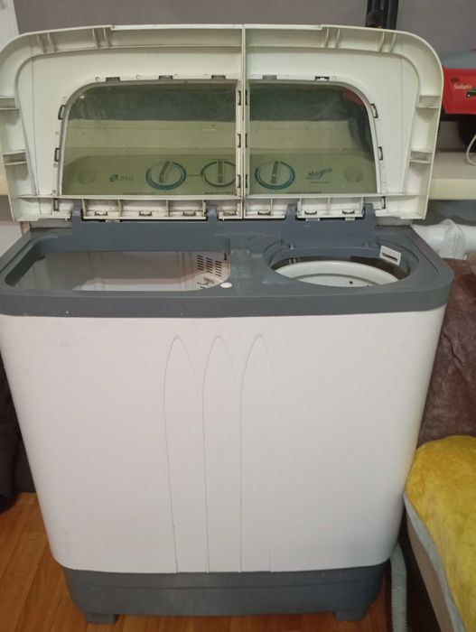 Стиральная машинка полуавтомат
