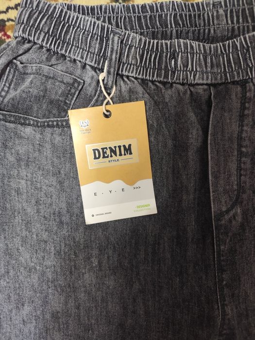 Продам новые джинсы