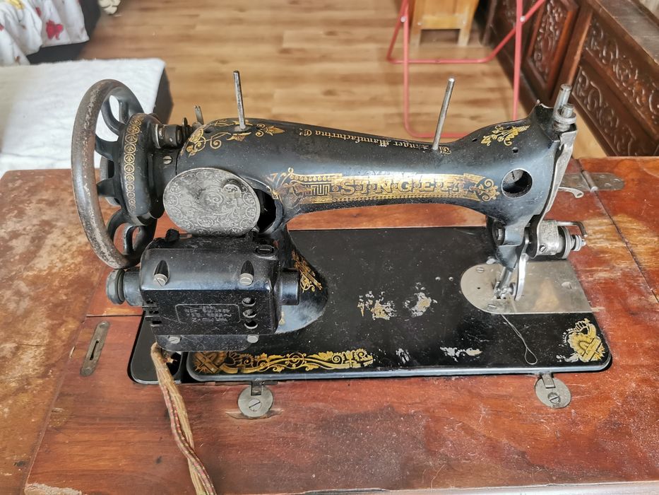 Mașina de cusut Singer Manufacturing