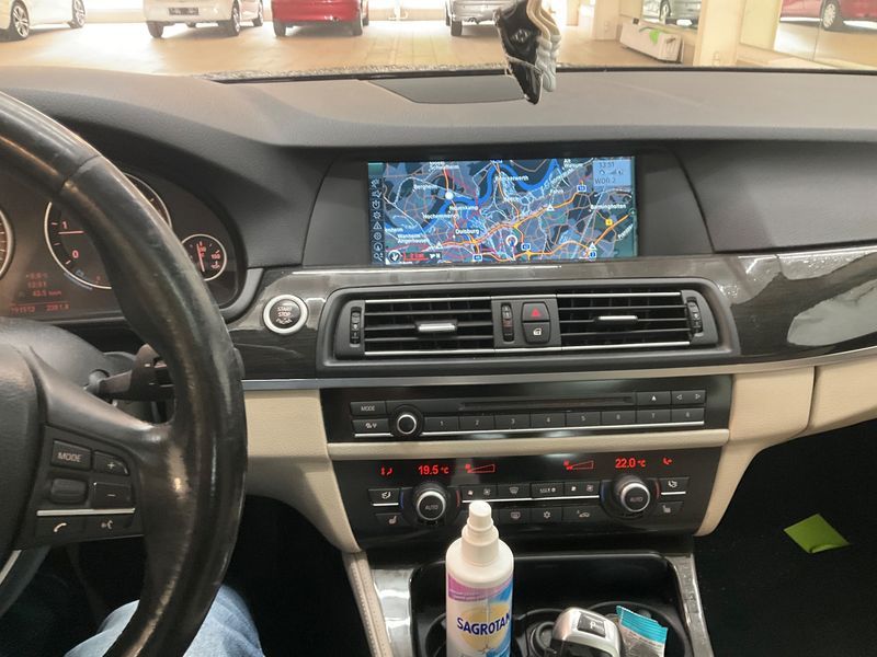 BMW 5er 520d 2011