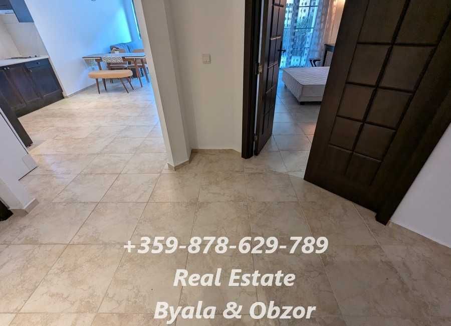 Продава се Тристаен апартамент в Обзор - 117 кв.м за 812 €/кв.м - Снимка #18