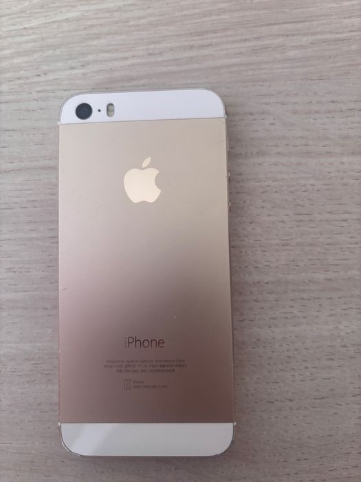 iPhone 5S в хорошем состоянии
