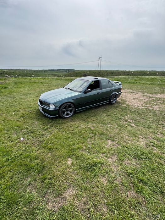 BMW e36 foarte ingrijit