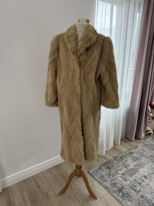 Haina de blana naturala de vizon ( nurca )