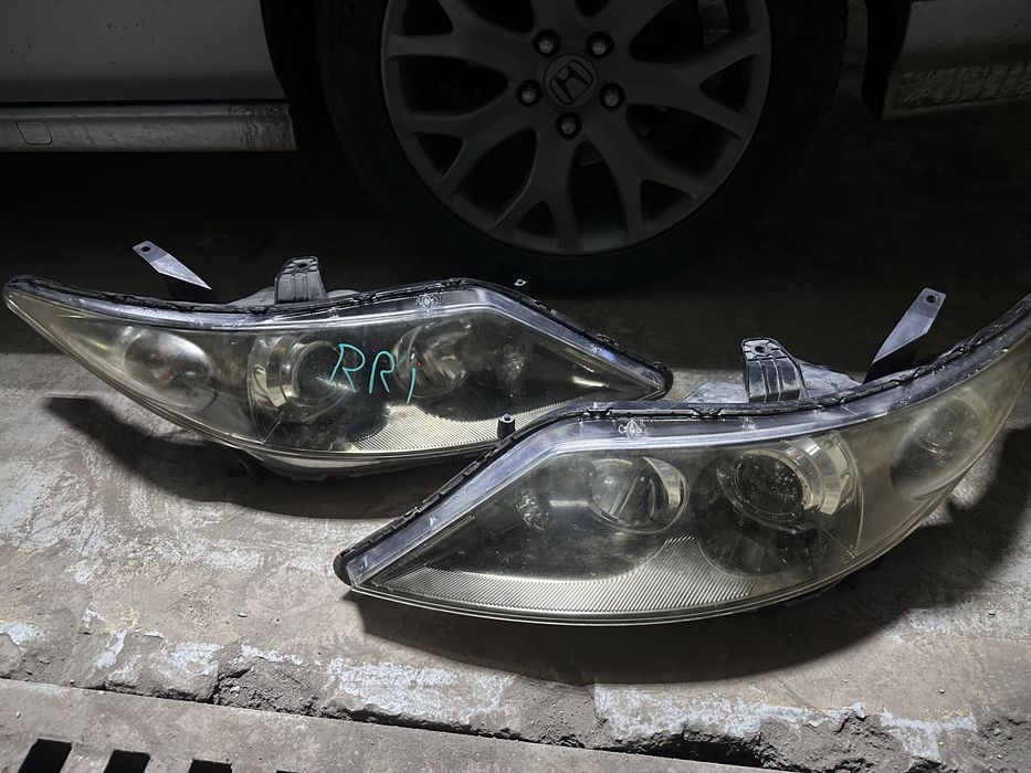 Фары Honda Elysion