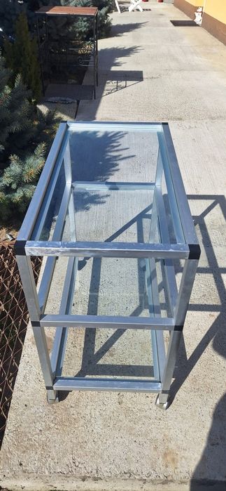 Masuta din aluminiu cu sticla securizata