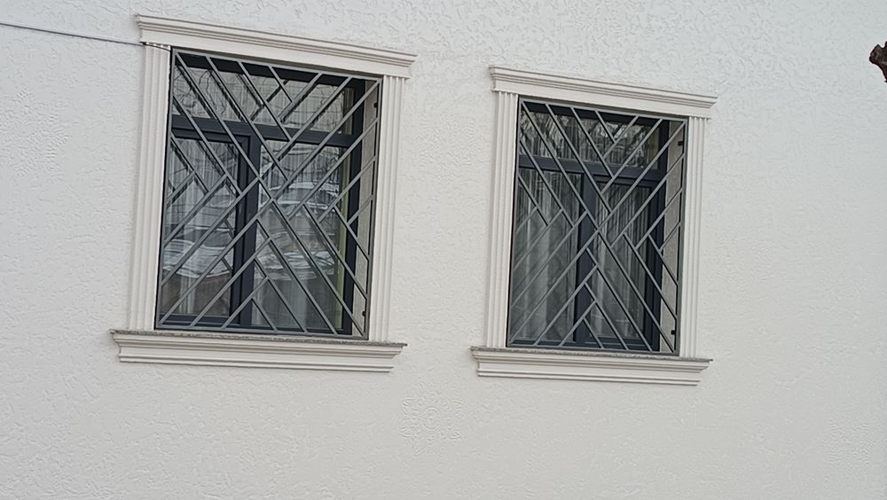 Решётки на окна и балконы. Козырьки. Ролики .От Тимура