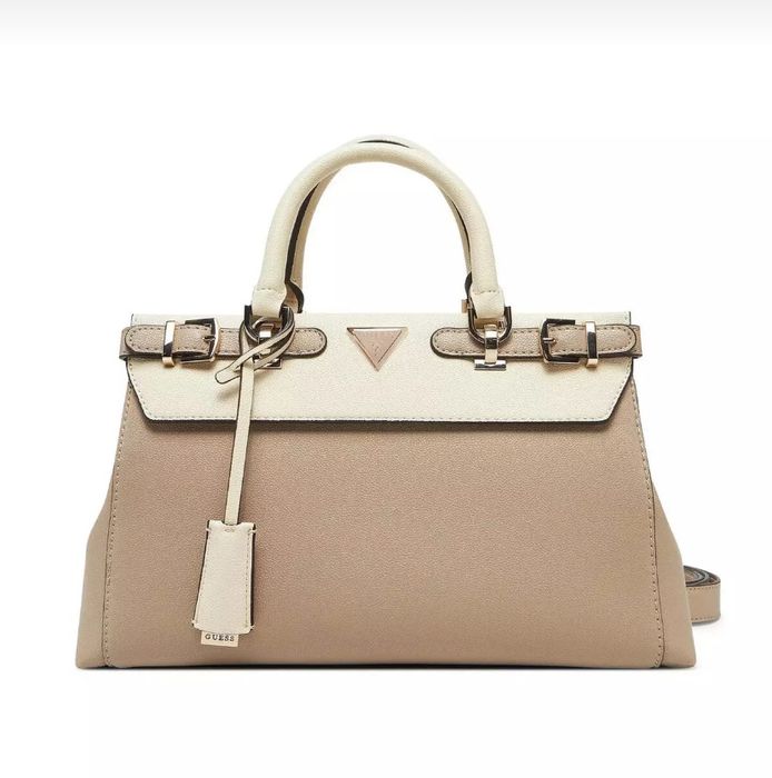 Дамска чанта Guess