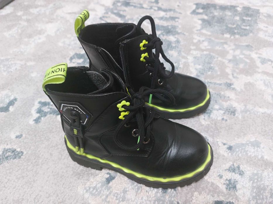 Ботинки для девочек