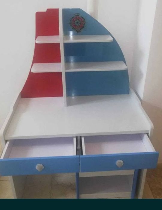Mobilier copii Mobexpert tematica marina: șifonier,pat,noptiera, birou plus cadouri la  achiziția mobilierului:covor,saltea, galerie,draperie,etc