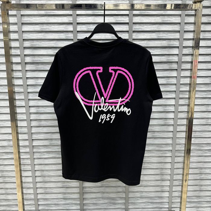 Мъжки тениски различни модели