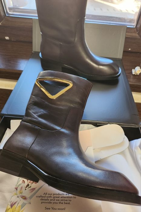 Ghete  din piele Musette