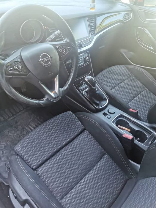 OPEL Astra 2019 — imagine 4