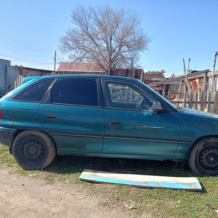 Продам машину срочно