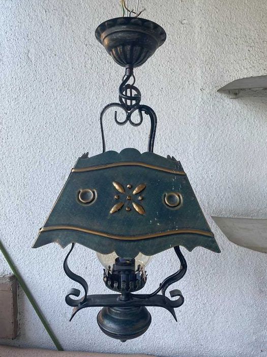 Оригинални осветителни тела от ковано желязо