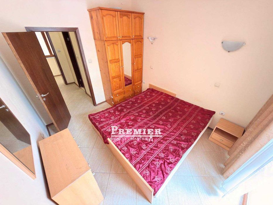 Обзаведен двустаен апартамент на 300 метра от морето в Слънчев бряг