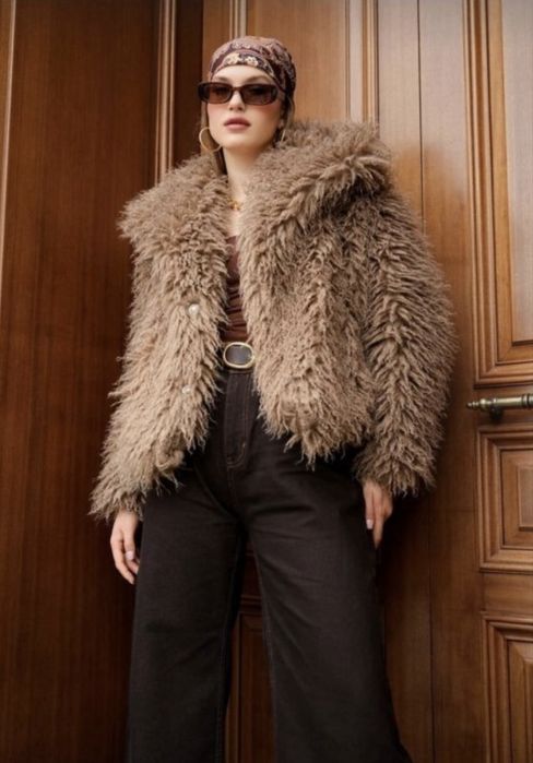 Кафяво пухено яке