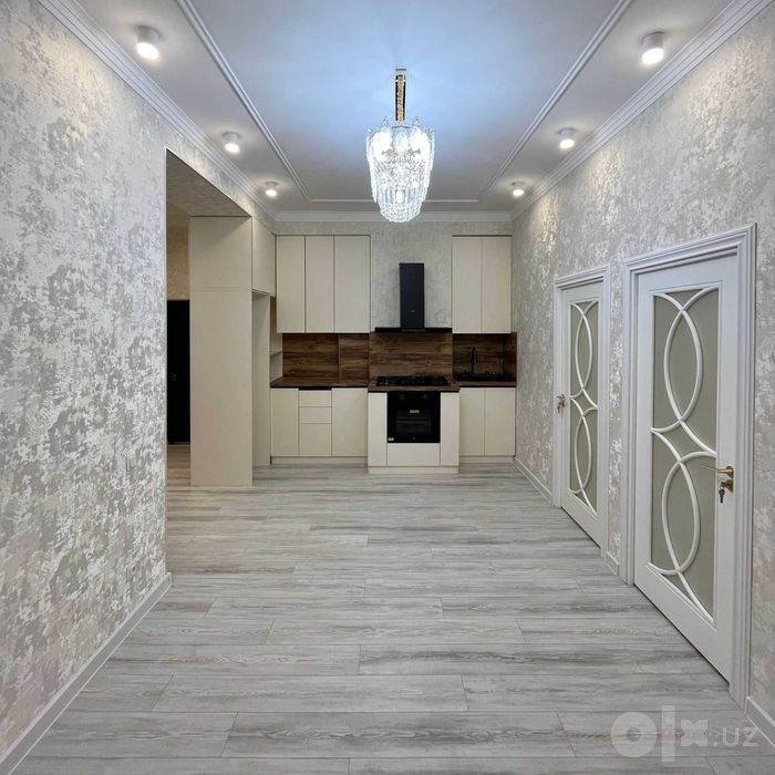 В Xonabod Avenue продаётся квартира с новым ремонтом.