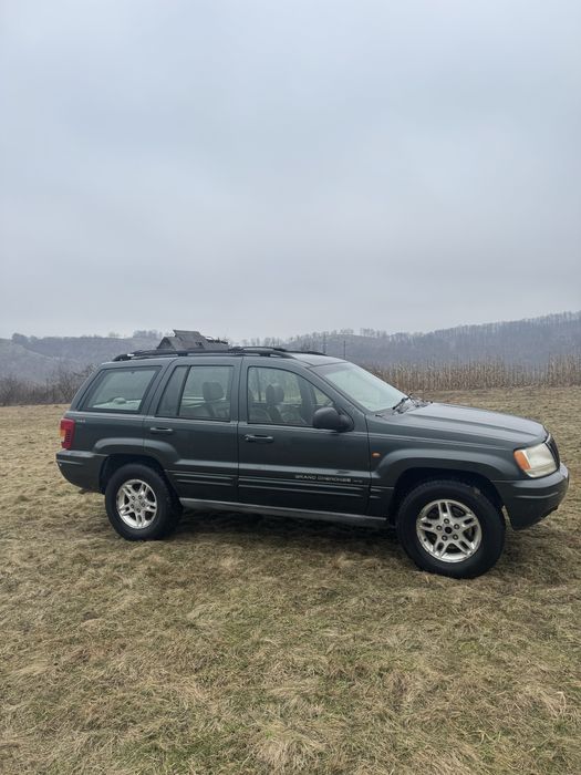 Vand sau schimb Jeep Grand Cherokee limited 4.0 4x4