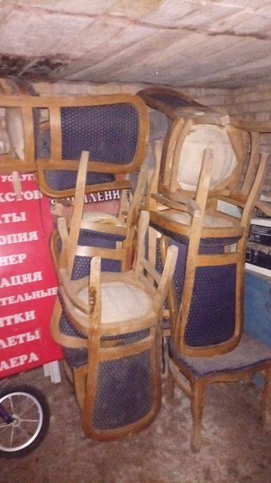 Eski stullar mebelniy