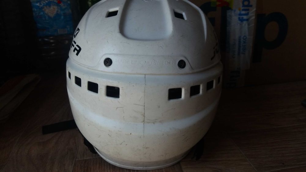 Хоккейный шлем подростковый