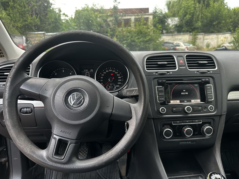 VOLKSWAGEN Golf 2010 — imagine 5