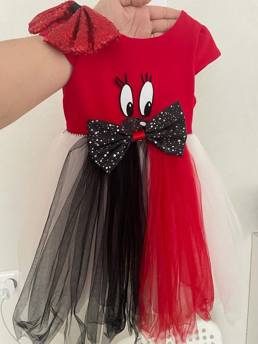 Платье на девочку