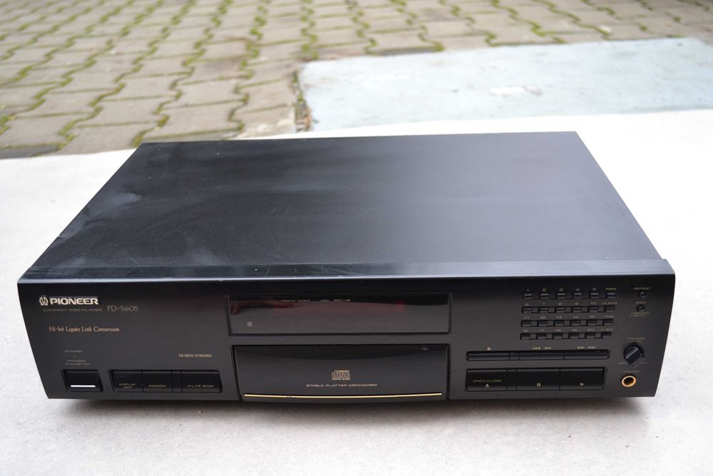 Cd player  pioneer pd s 605 Defect