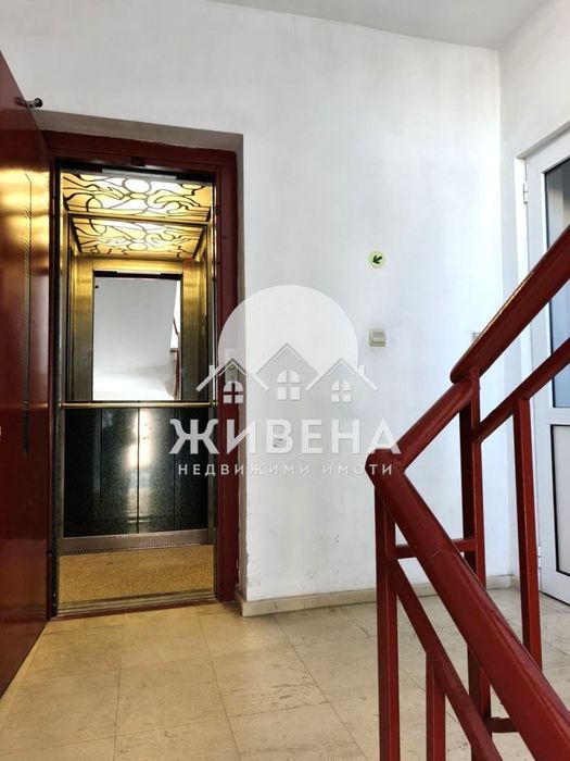 Продава 2-стаен апартамент, кв. Погребите, с паркомясто