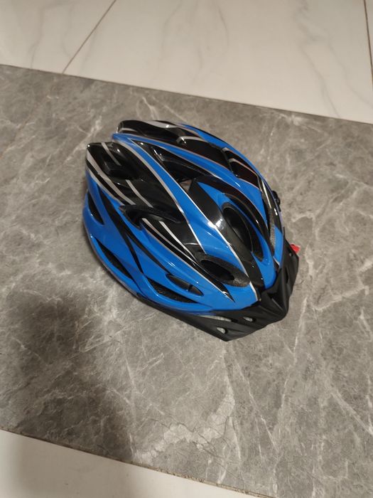 Продам шлем для велика ,фикса