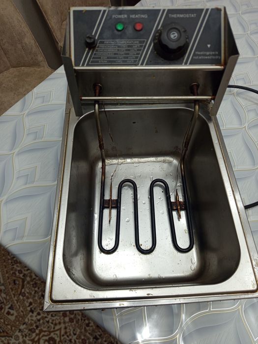 Фритюрница 6литр состояние хорошее