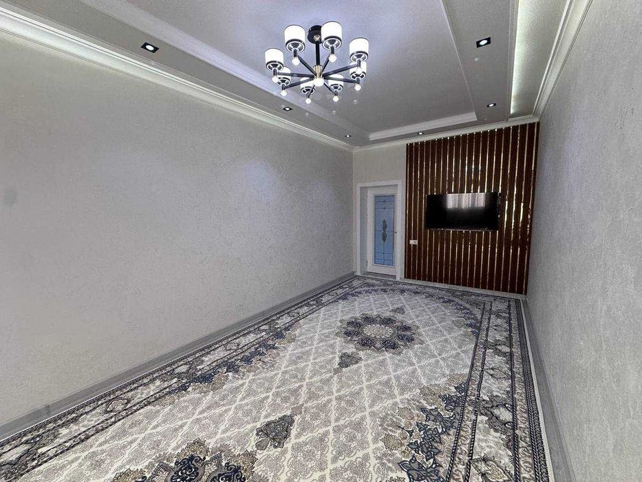 3х комнатная квартира на 4 этаже 70кв/м, в Самарканде