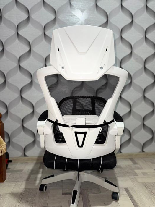 Продам игровое кресло