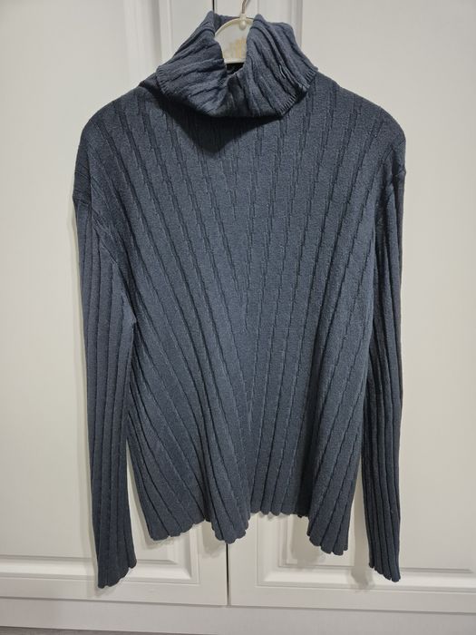 продам кофточки 48 размер