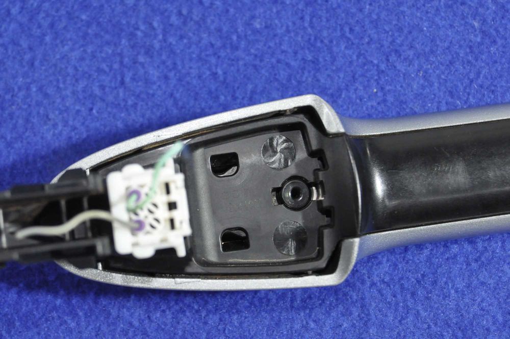 Ручка двери Toyota Rav4