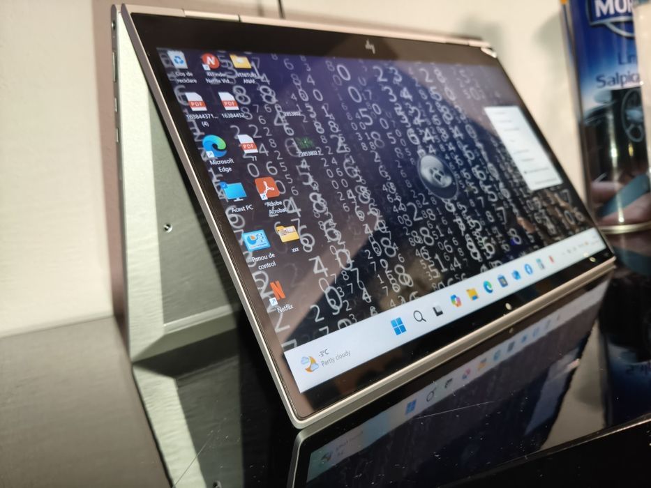 Laptop hp     EliteBook x360 g7