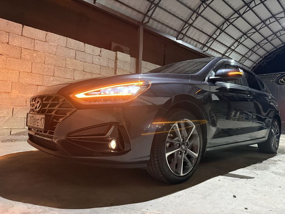 Hyundai i 30 2024.