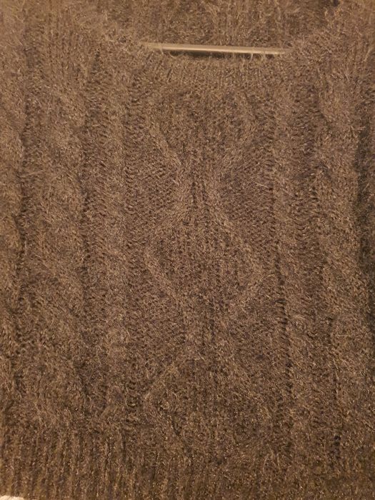 Pulover cropped S sau M (10 lei daca îl luați împreună cu alt produs)