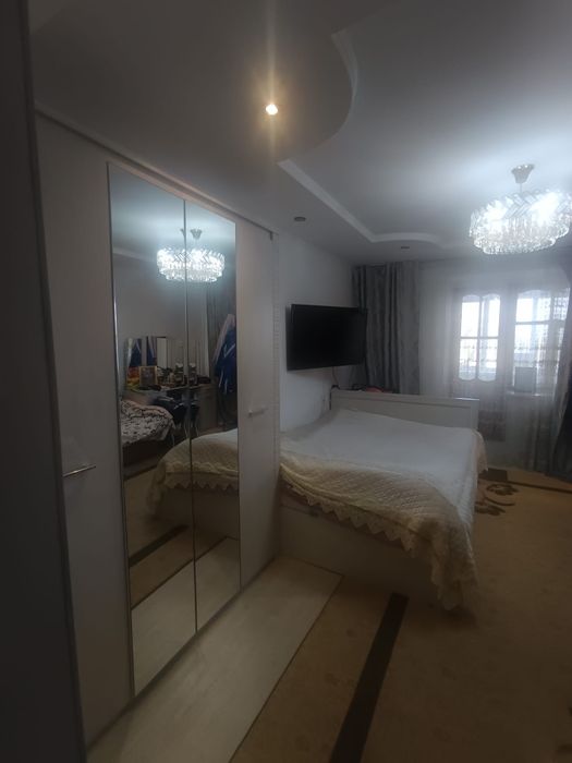 Сдаётся квартира 3- х комнатная