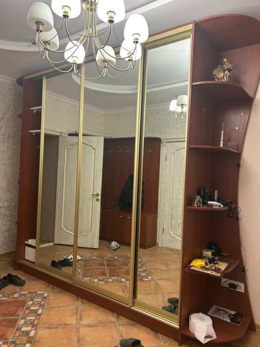 Продается Прихожая б/у