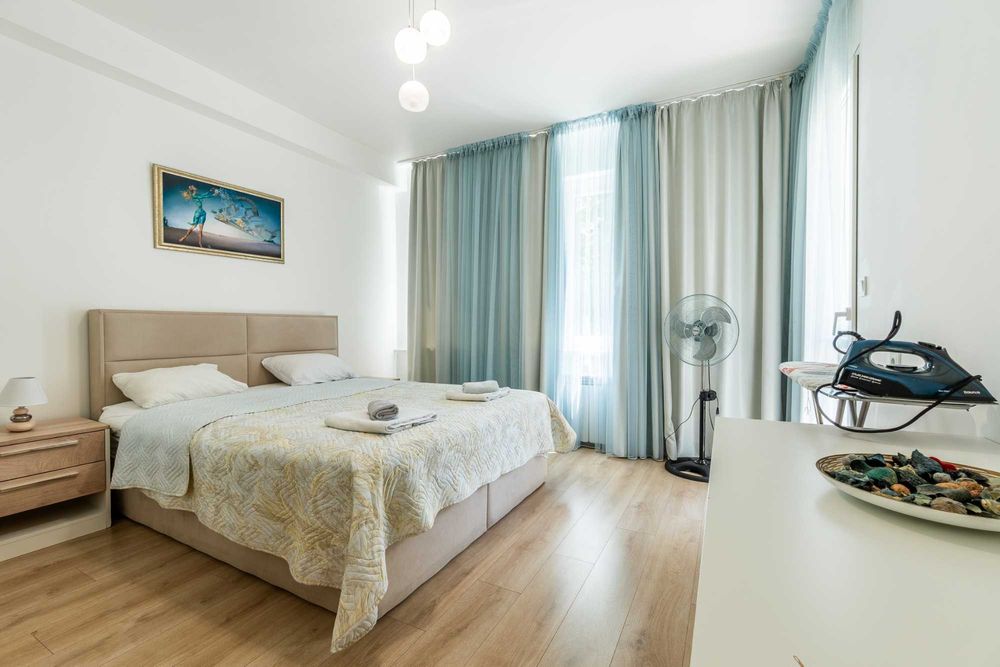 Нощувки - Finest 3BR Downtown София