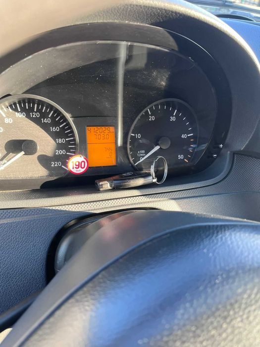 Mercedes vito , 6 locuri