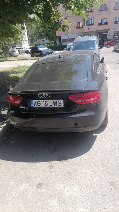 Vând Audi A5 2010