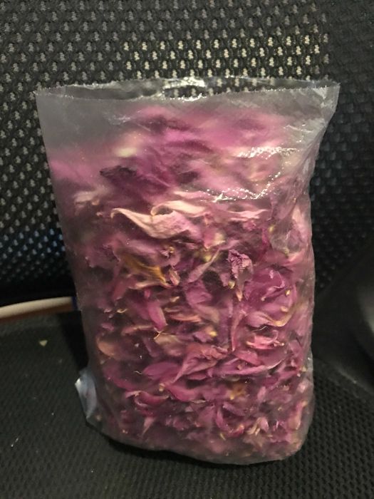 Лепестки пиона, сушенные, домашние.