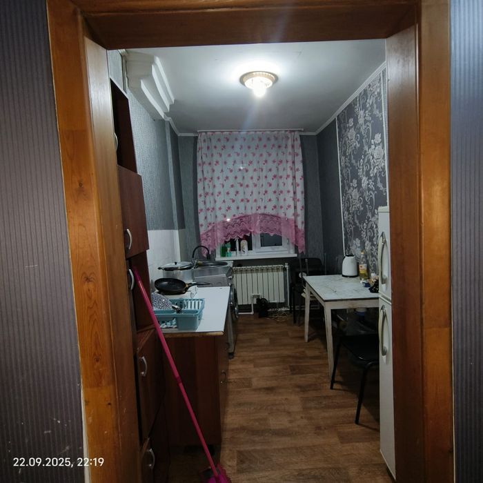 Срочно продаю 3 комнатную квартиру