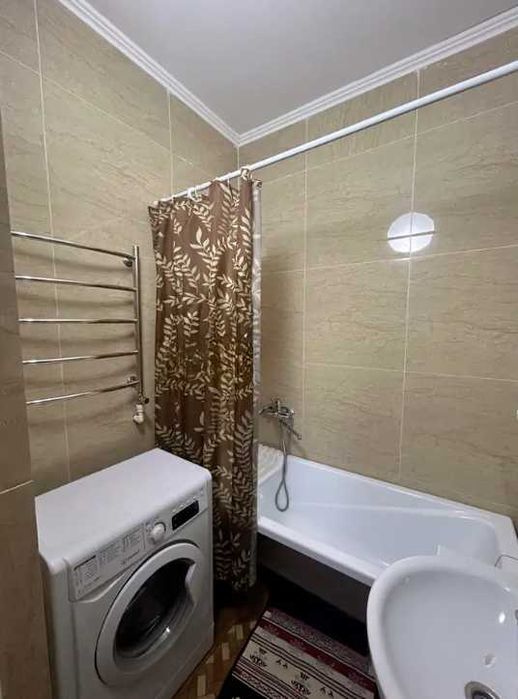 2 комнатная Серкебаева 78а