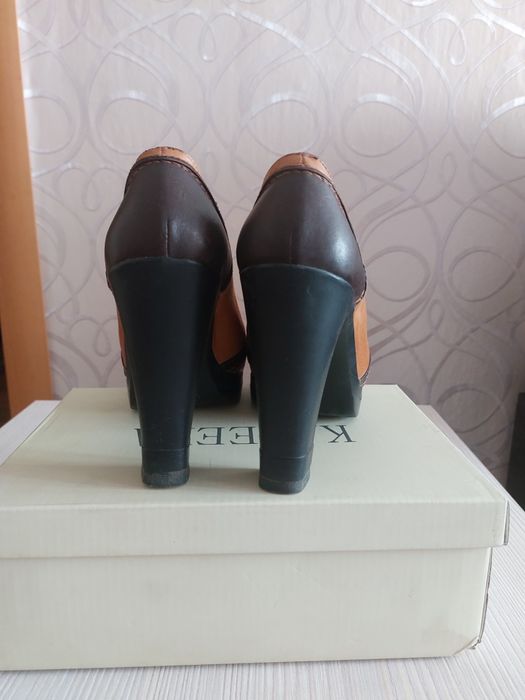 Продается женская обувь